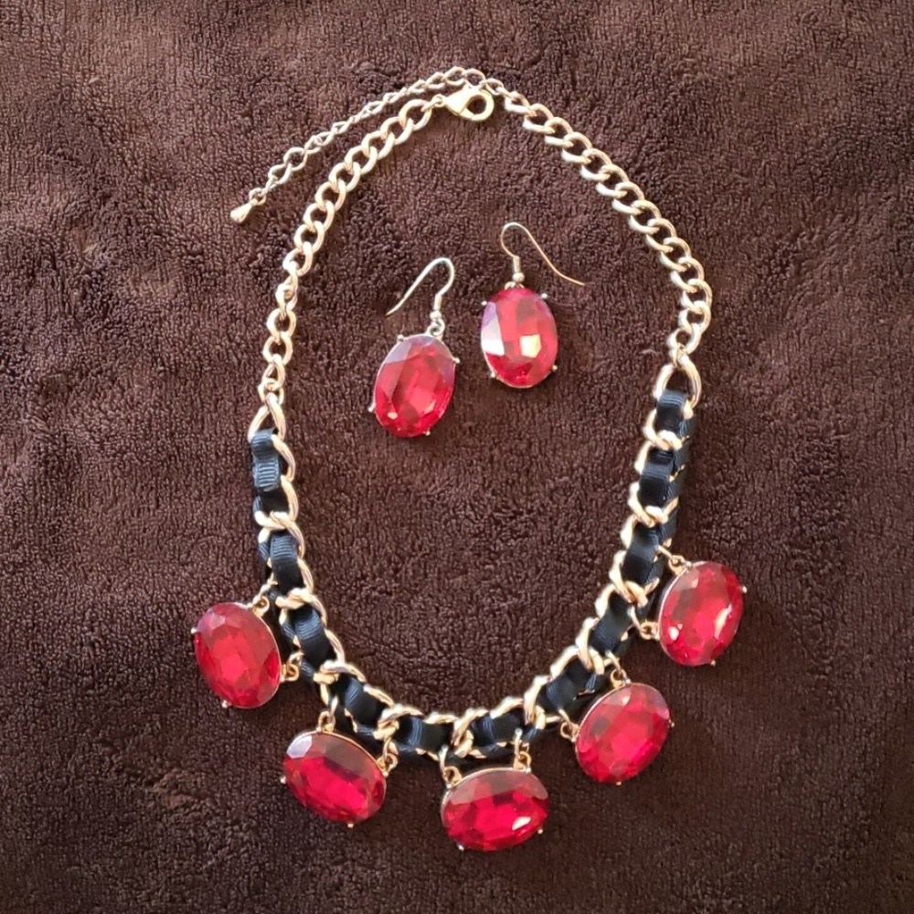Holiday Red statement set Park Lane E! Collection
